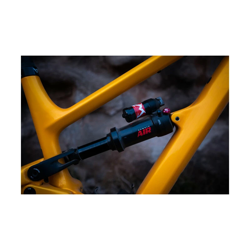 Marzocchi Dämpfer Bomber Air 2P 230x75 LV Schwarz 5 Marzocchi Dämpfer Bomber Air 2P 230x75 LV Schwarz – Bild 5